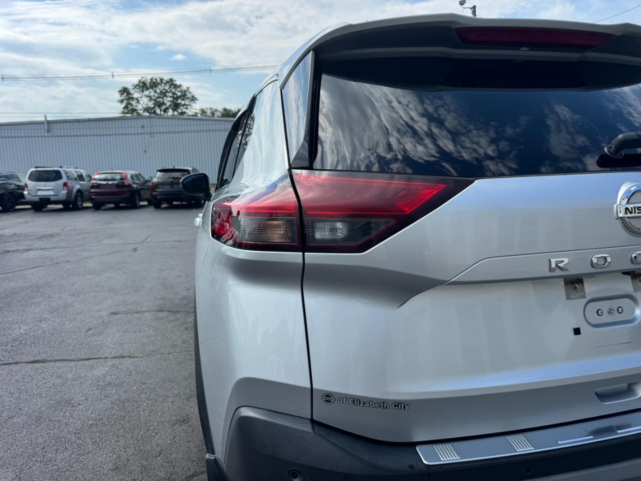 Nissan Rogue SV 2021