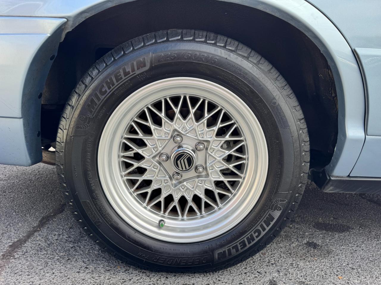 Mercury Grand Marquis LS 2001