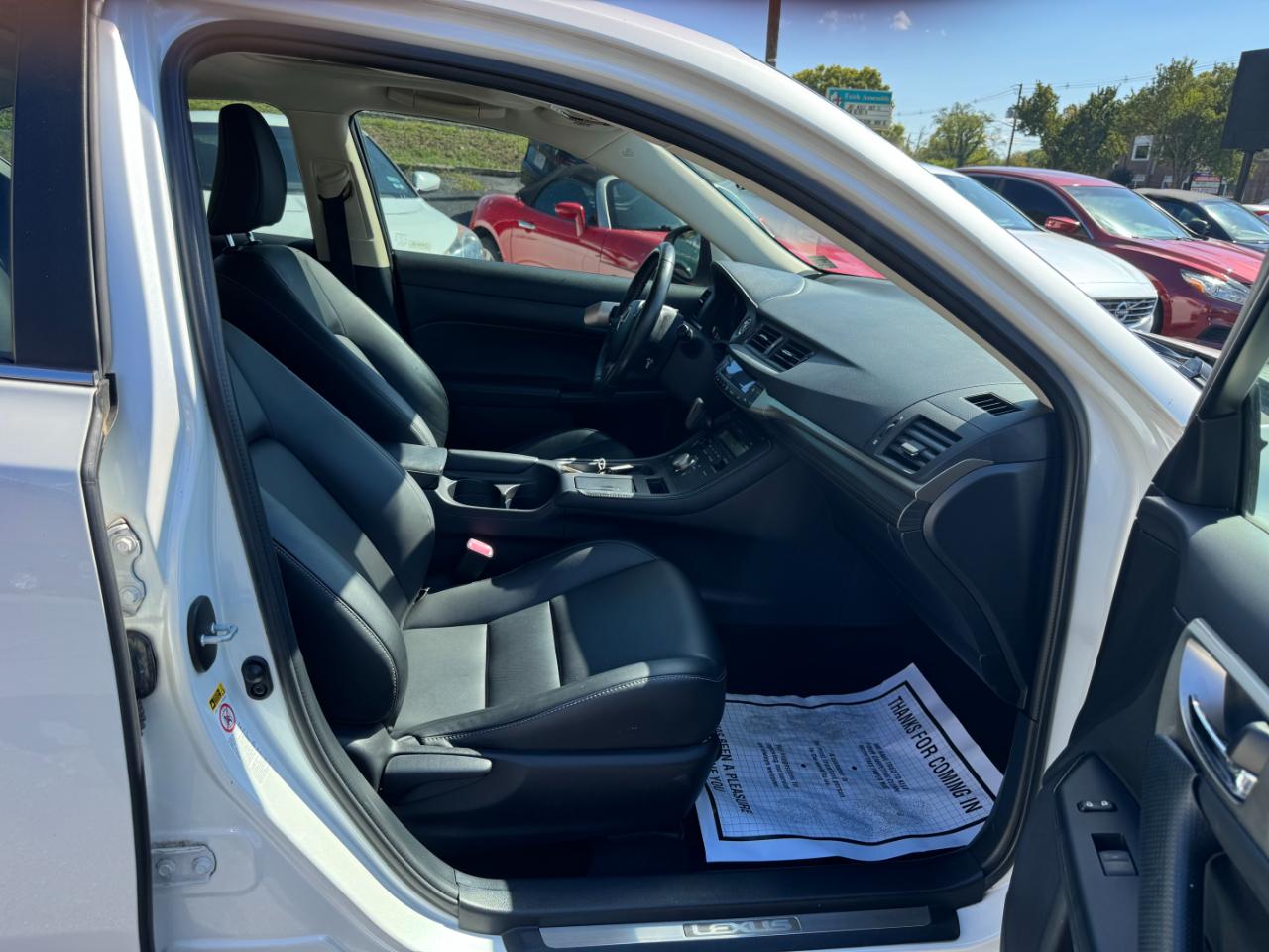 Lexus CT 200h Hybrid 4D Hatchback 2015