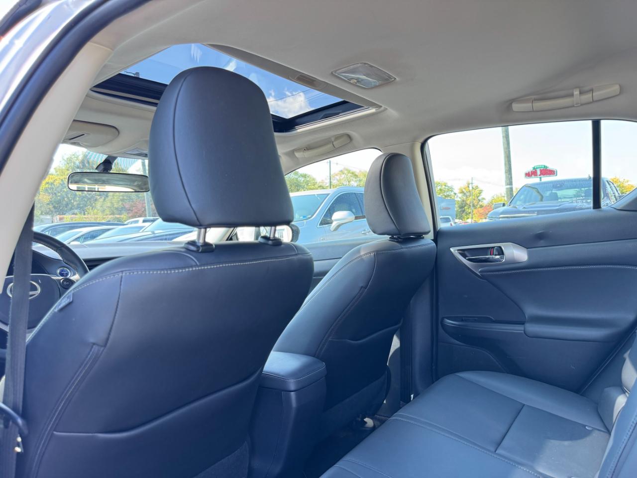 Lexus CT 200h Hybrid 4D Hatchback 2015
