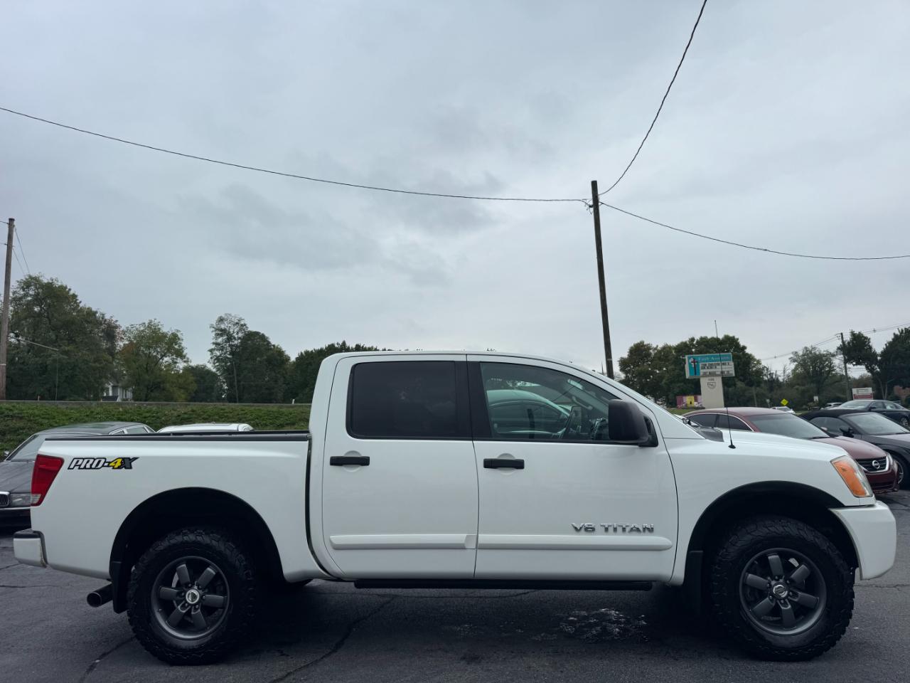 Nissan Titan PRO-4X Crew Cab 4WD SWB 2013