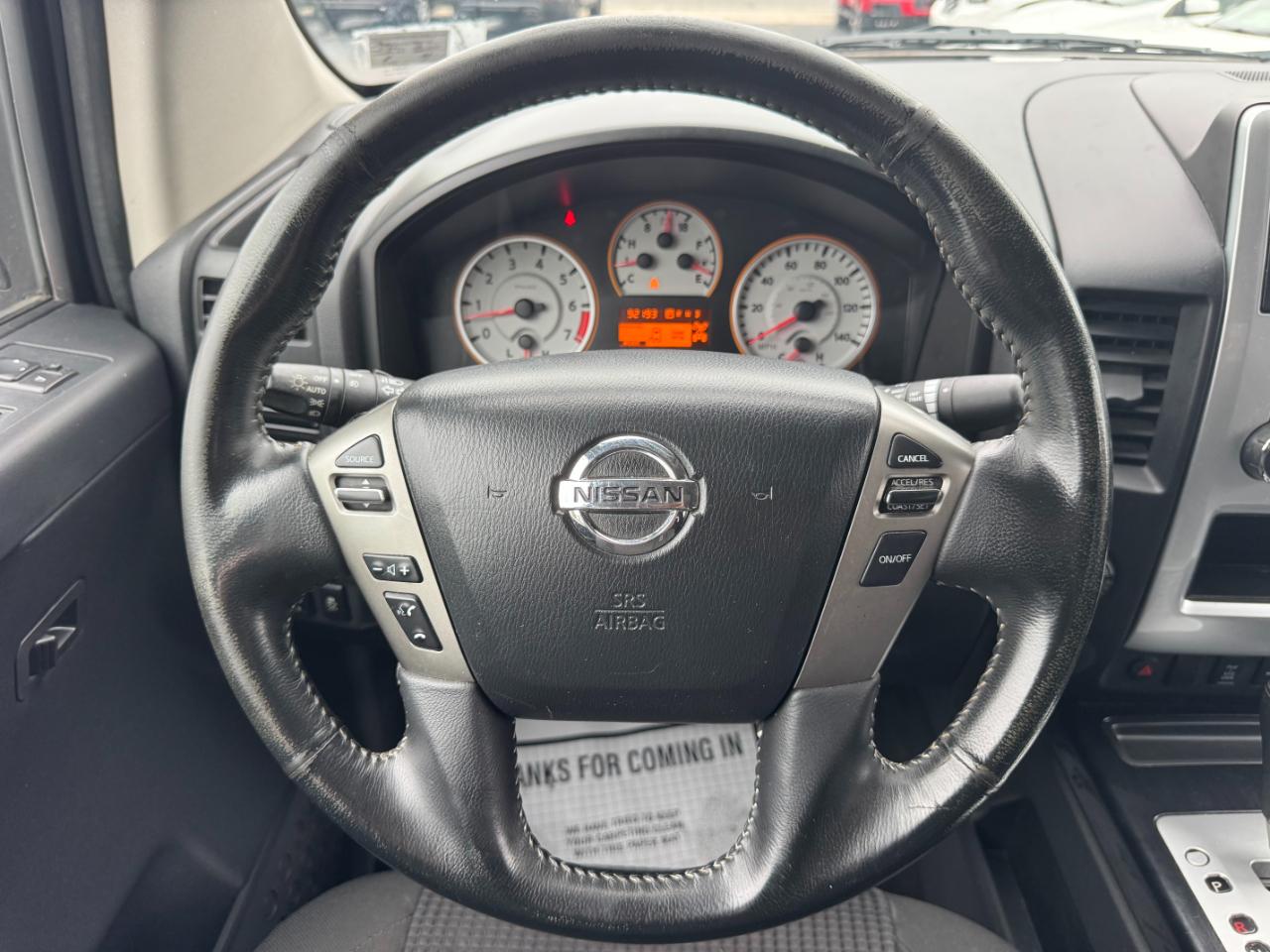 Nissan Titan PRO-4X Crew Cab 4WD SWB 2013