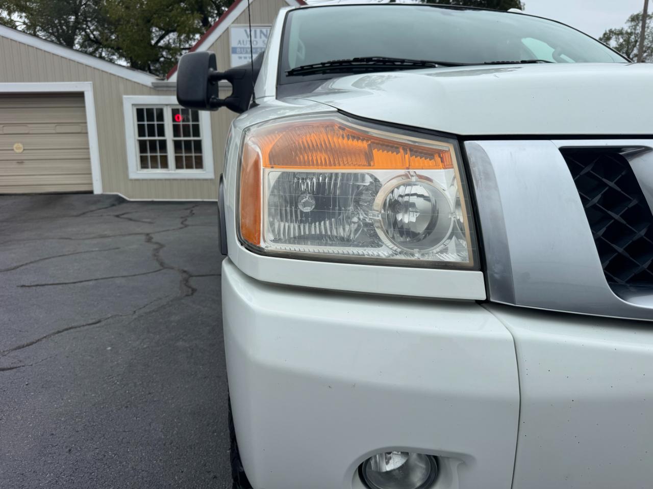 Nissan Titan PRO-4X Crew Cab 4WD SWB 2013