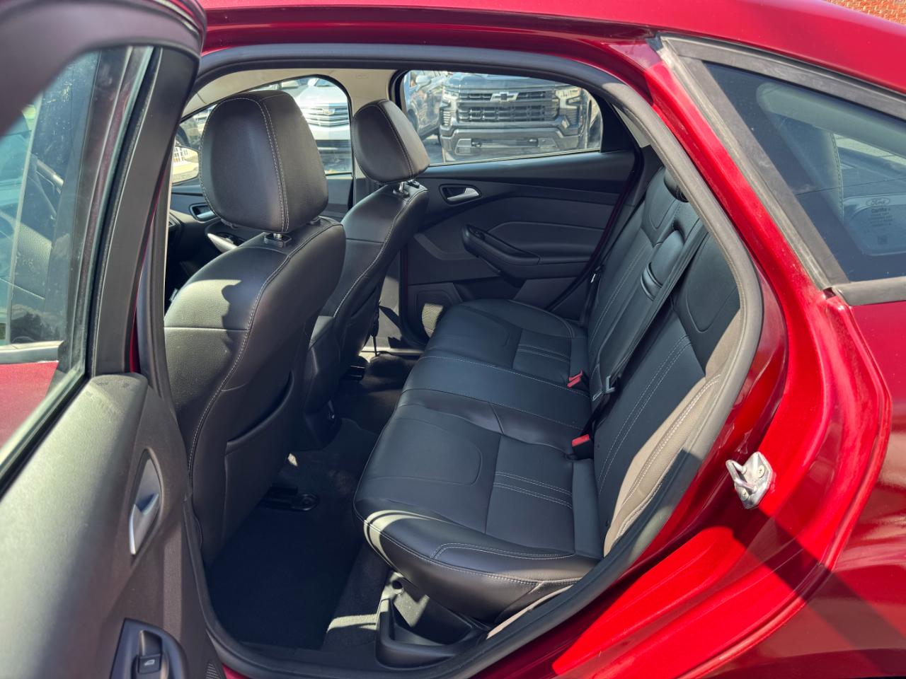 Ford Focus SE Sedan 2013