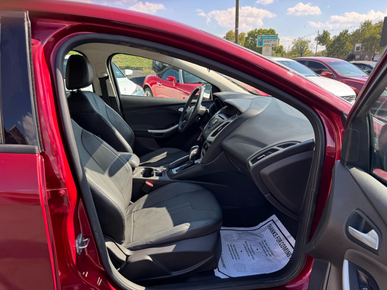 Ford Focus SE Sedan 2013