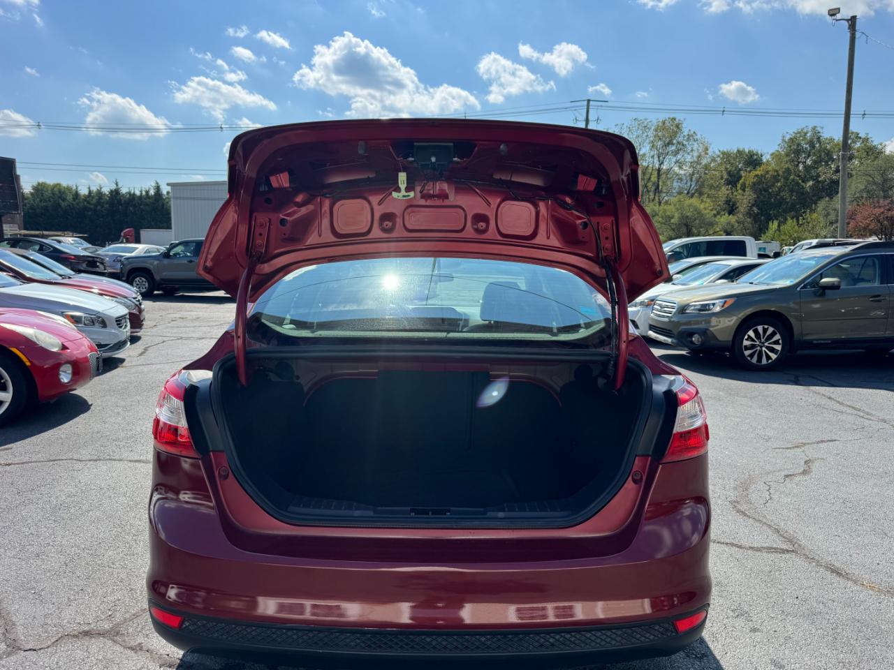 Ford Focus SE Sedan 2013