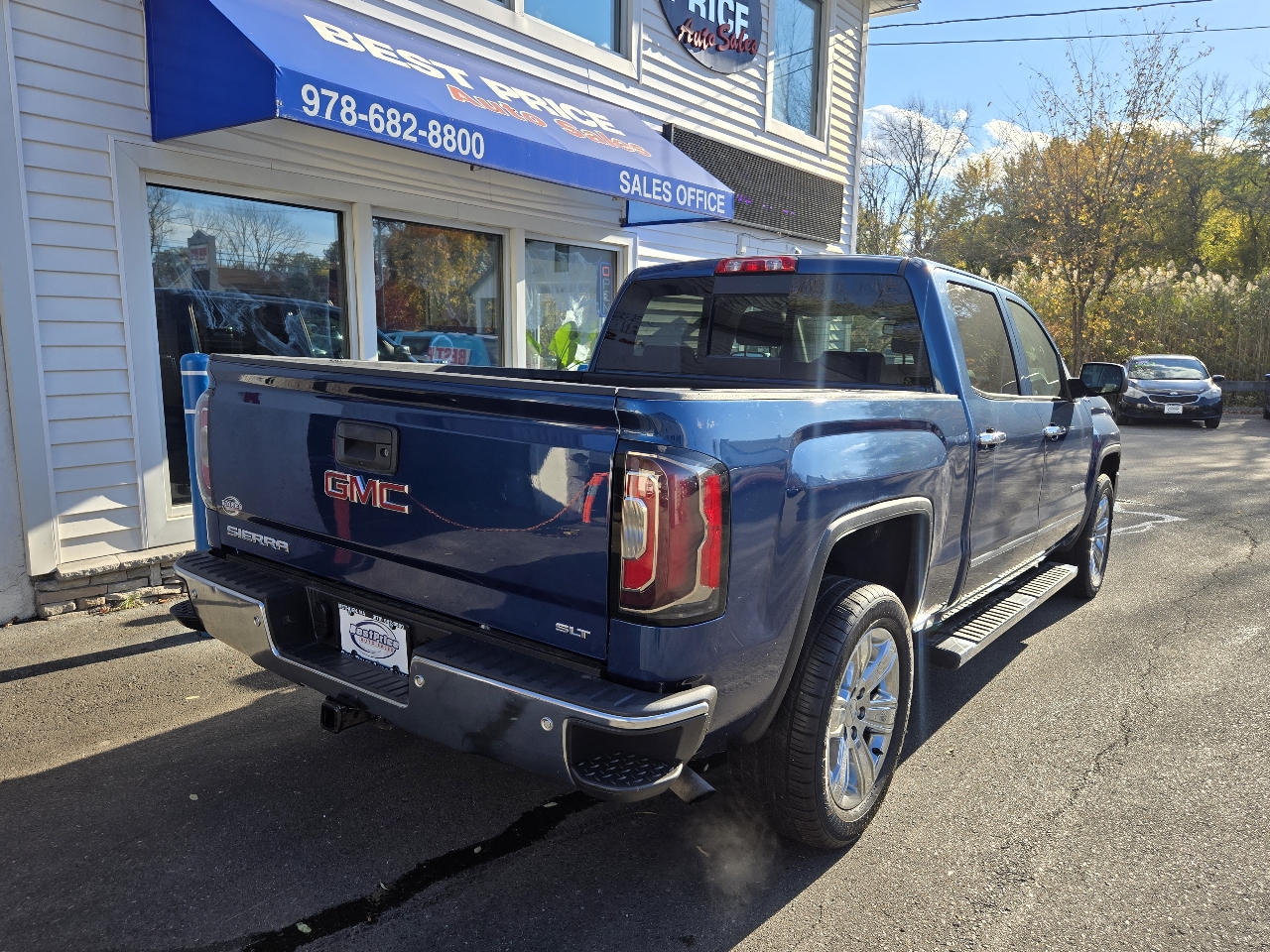 GMC Sierra 1500 4WD Crew Cab 143.5" SLT 2018 GMC Sierra 1500 4WD Crew Cab 143.5" SLT 2018