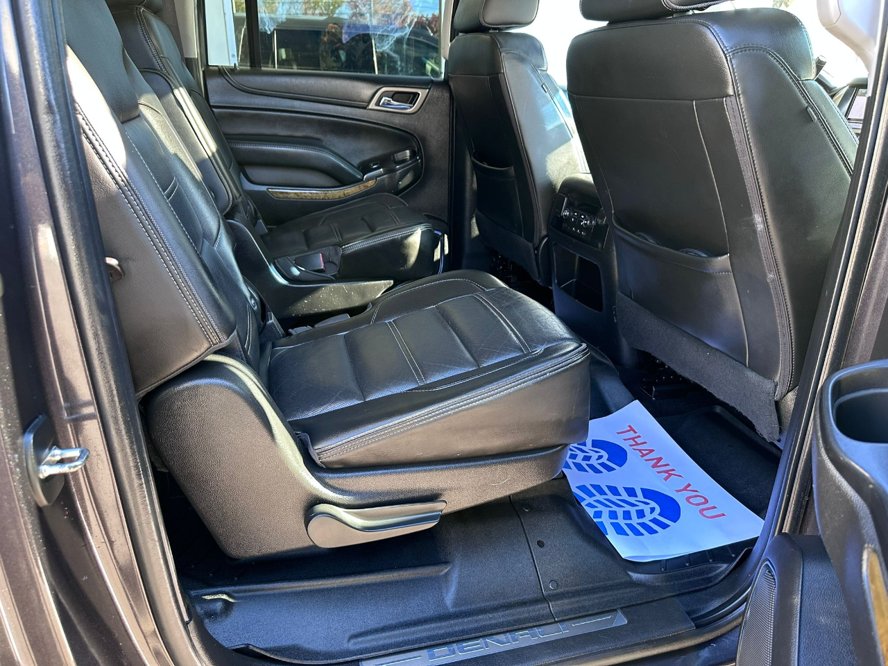 GMC Yukon XL 4WD 4dr Denali 2017 GMC Yukon XL 4WD 4dr Denali 2017