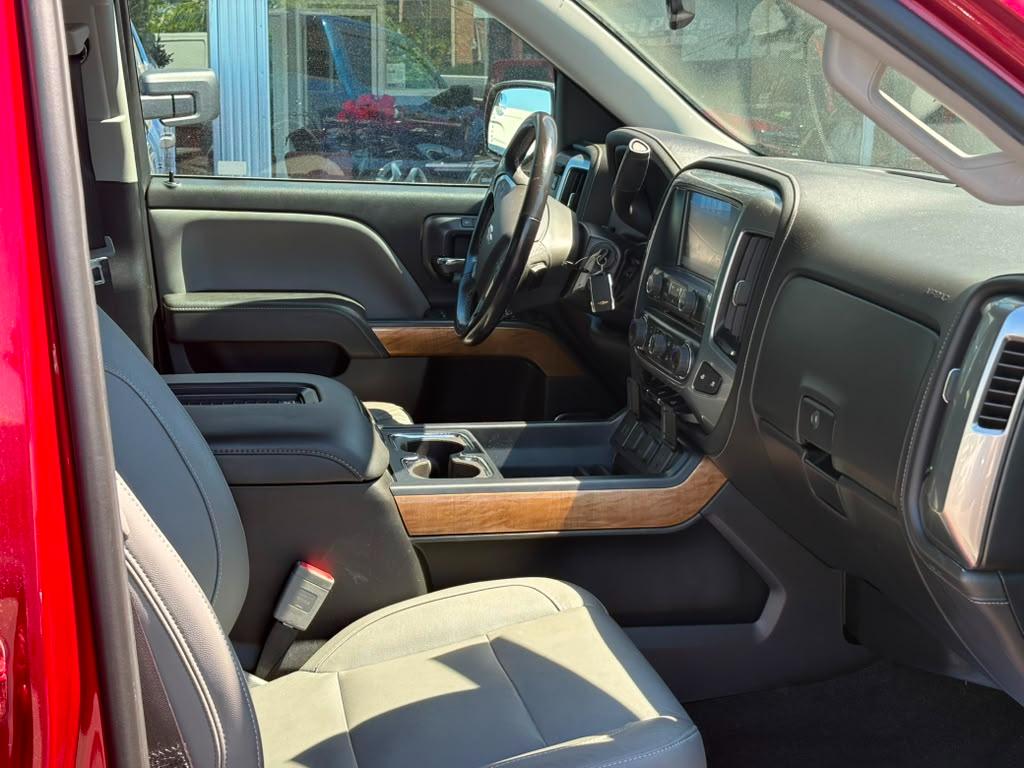 Chevrolet Silverado 1500 4WD Double Cab 143.5" LTZ w/1LZ 2018