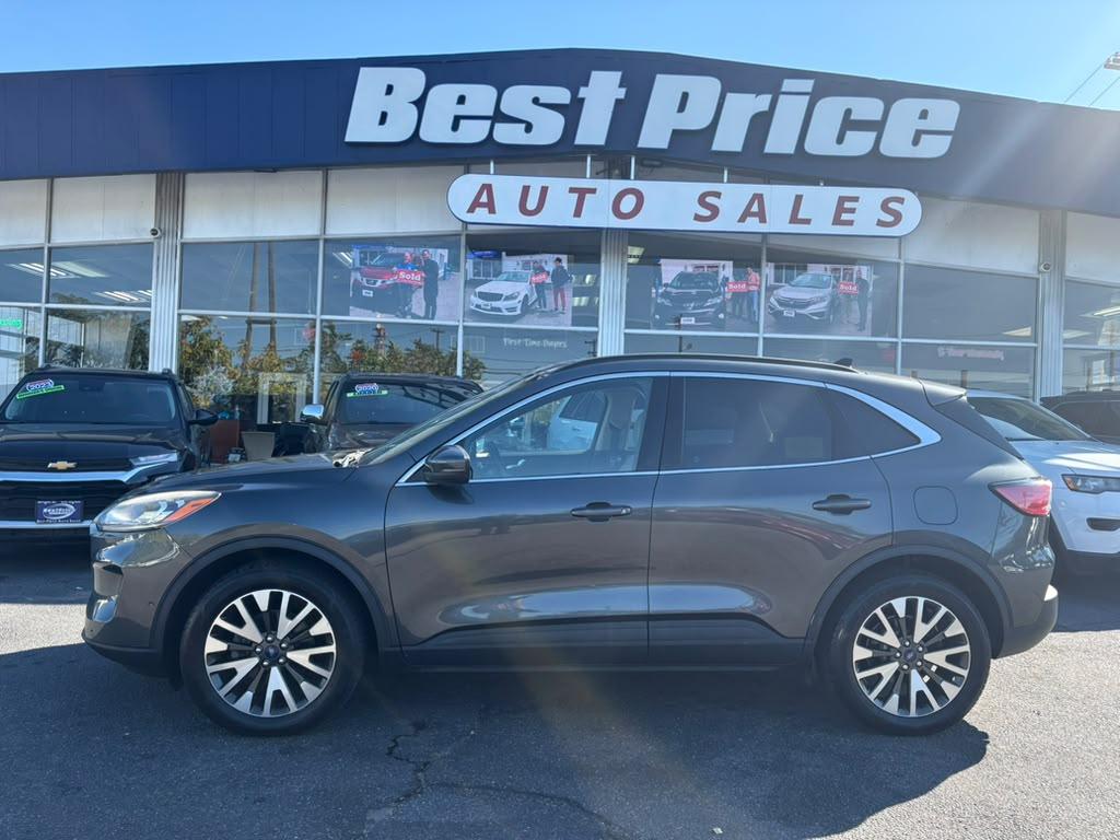 Ford Escape Titanium AWD 2020