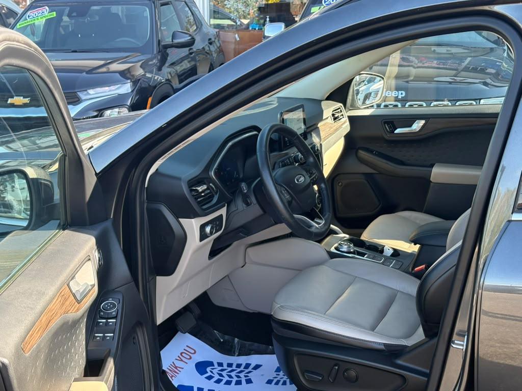 Ford Escape Titanium AWD 2020
