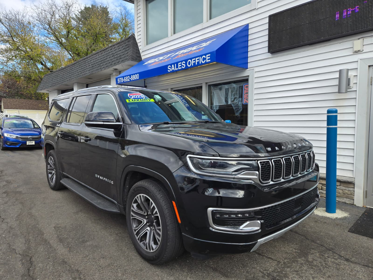 Jeep Wagoneer L Series II 4x4 2023 Jeep Wagoneer L Series II 4x4 2023