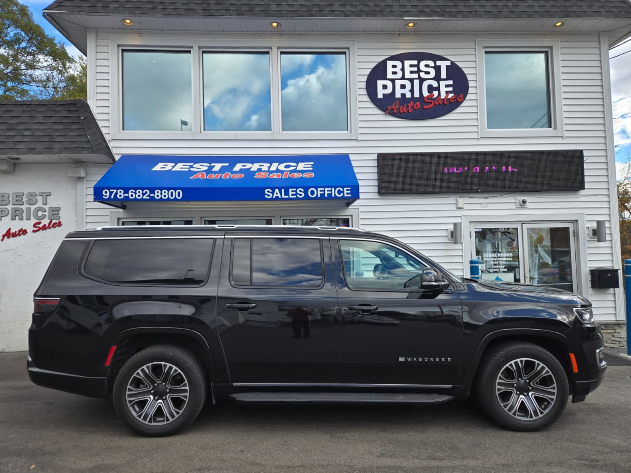 Jeep Wagoneer L Series II 4x4 2023 Jeep Wagoneer L Series II 4x4 2023