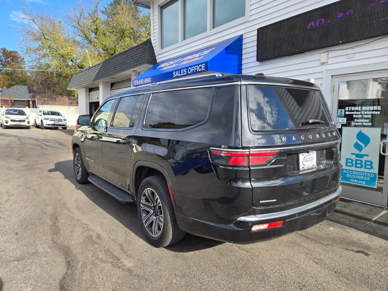 Jeep Wagoneer L Series II 4x4 2023 Jeep Wagoneer L Series II 4x4 2023