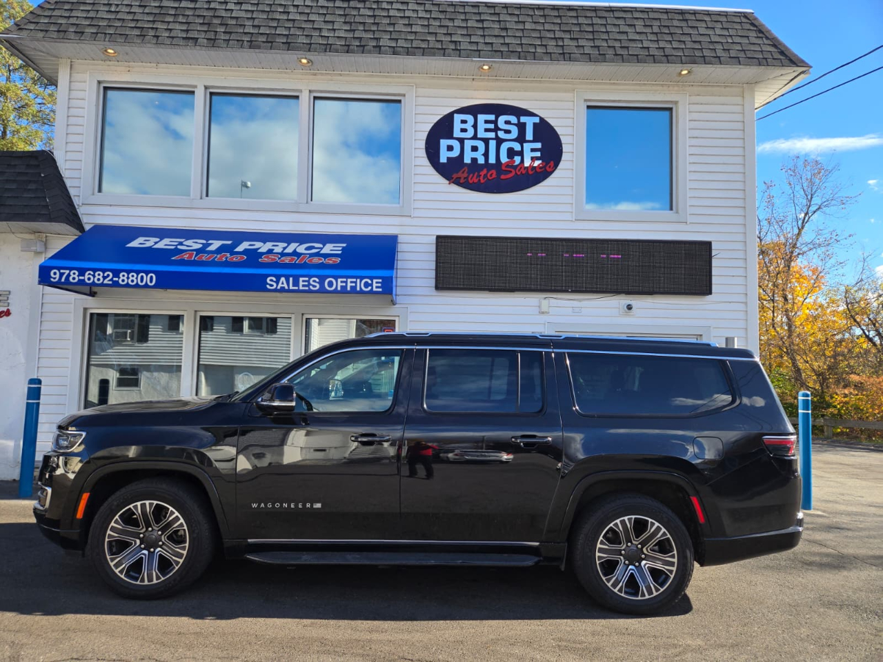 Jeep Wagoneer L Series II 4x4 2023 Jeep Wagoneer L Series II 4x4 2023