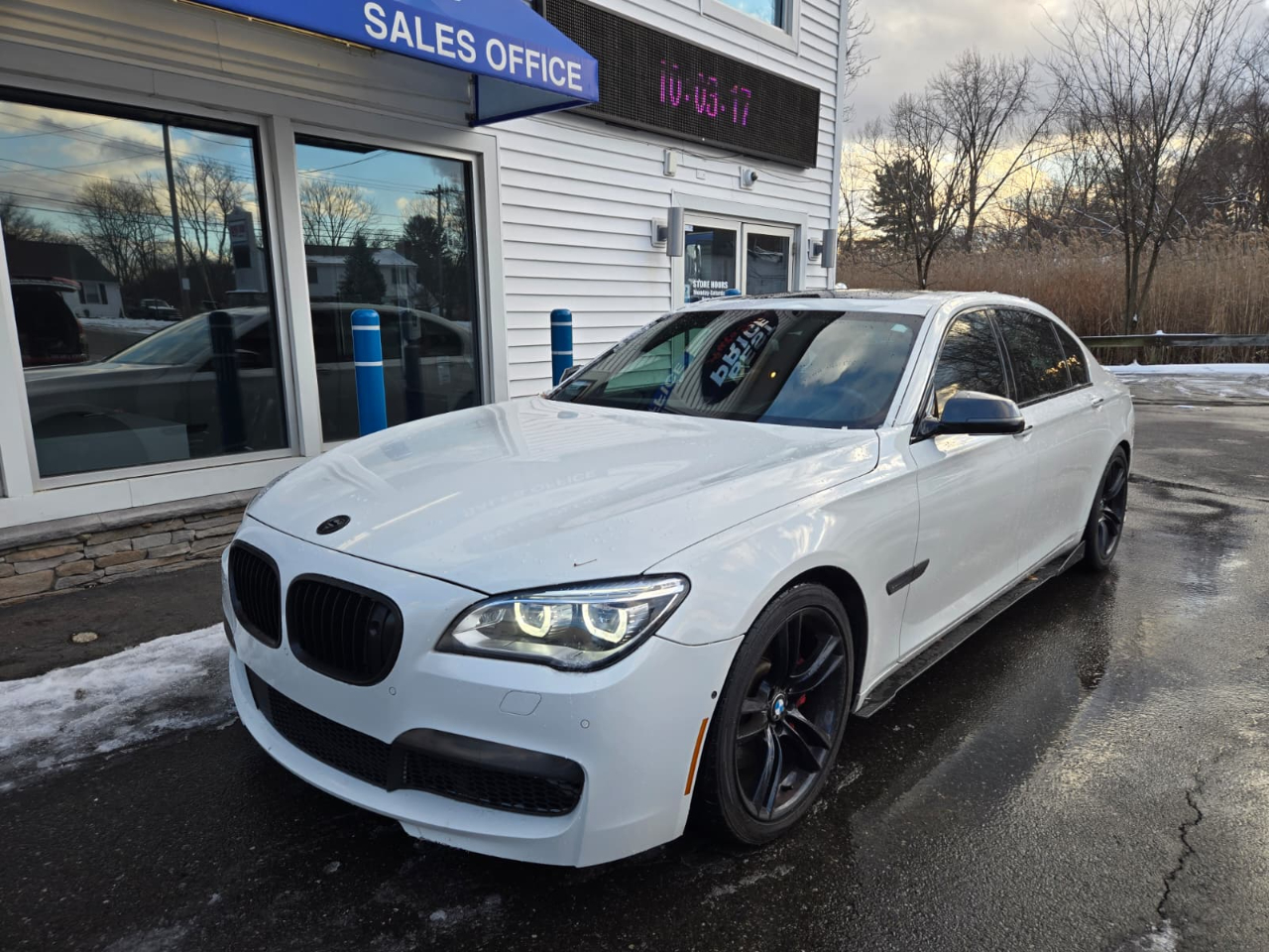 2015 BMW 7 Series 4dr Sdn 750Li xDrive AWD