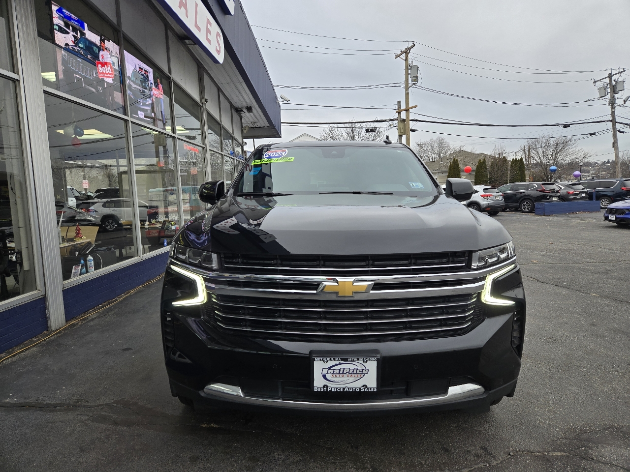 Chevrolet Suburban 4WD 4dr LT 2023