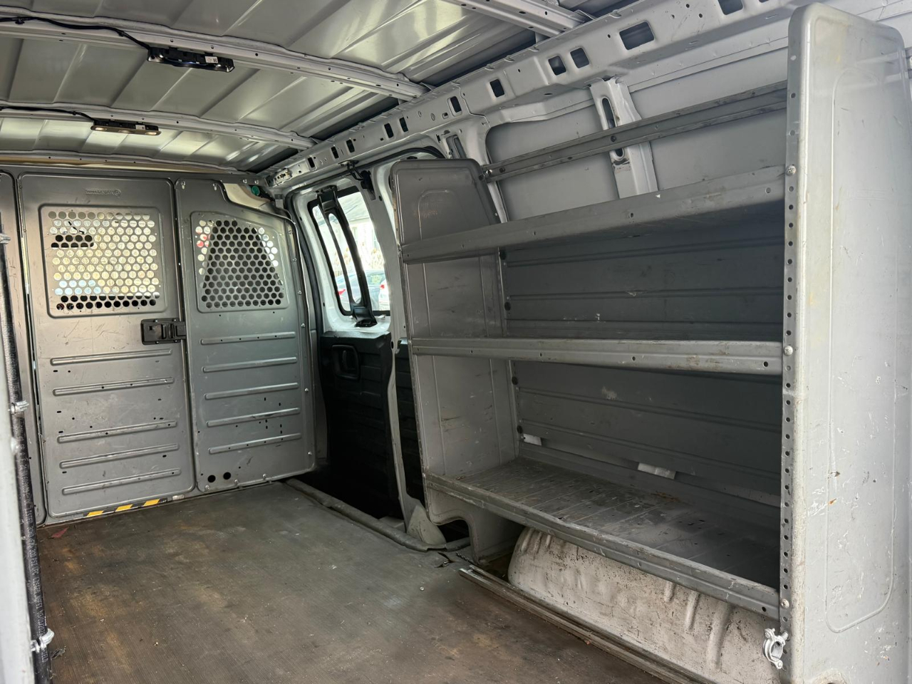 Chevrolet Express Cargo Van RWD 2500 135" 2018