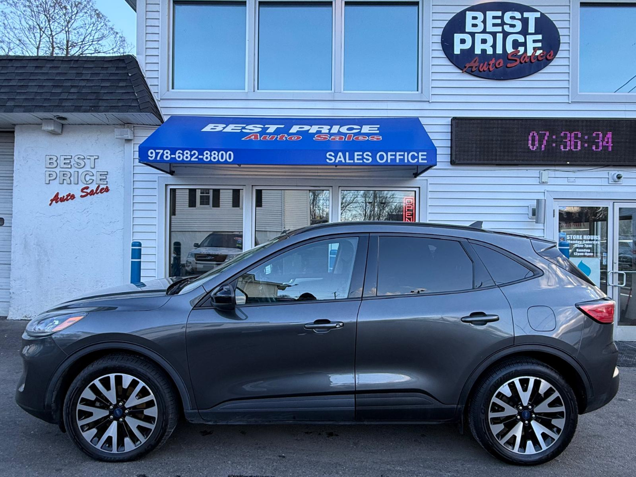 Ford Escape SE Sport Hybrid AWD 2020