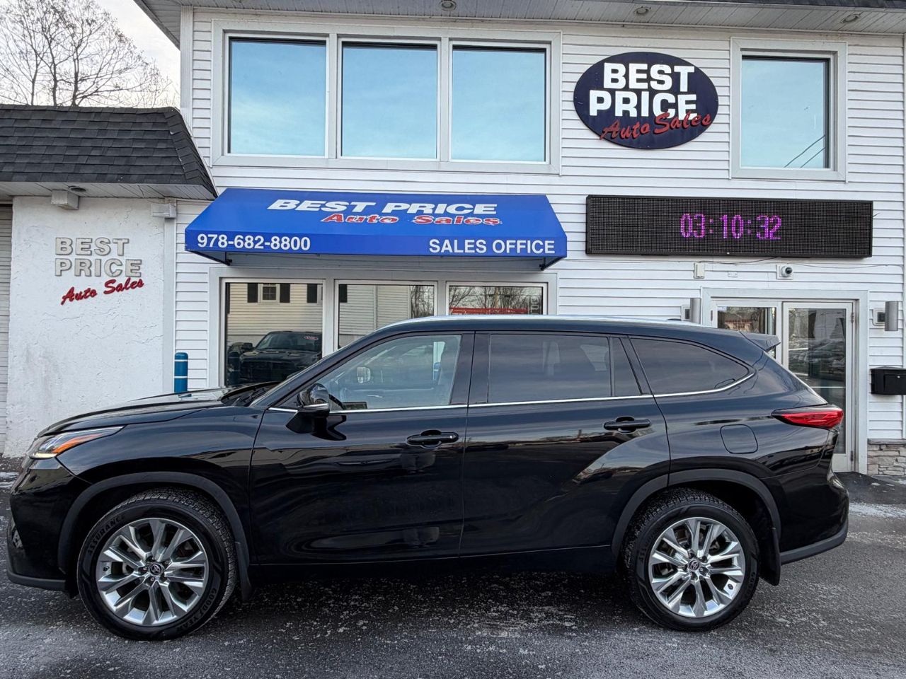 Toyota Highlander Limited AWD (Natl) 2022