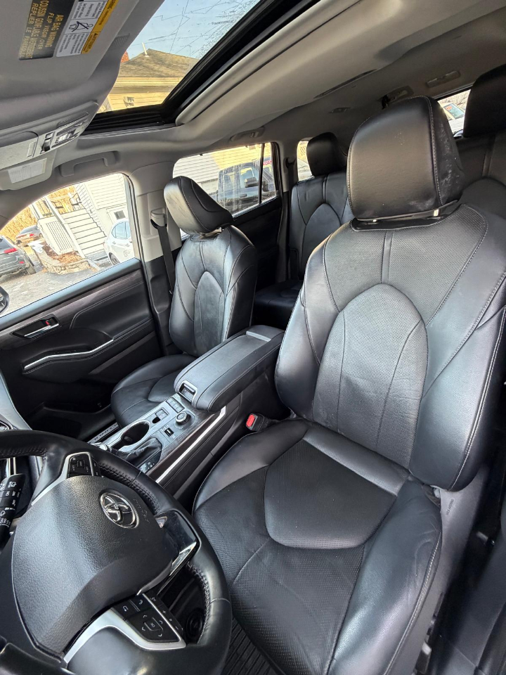 Toyota Highlander Limited AWD (Natl) 2022