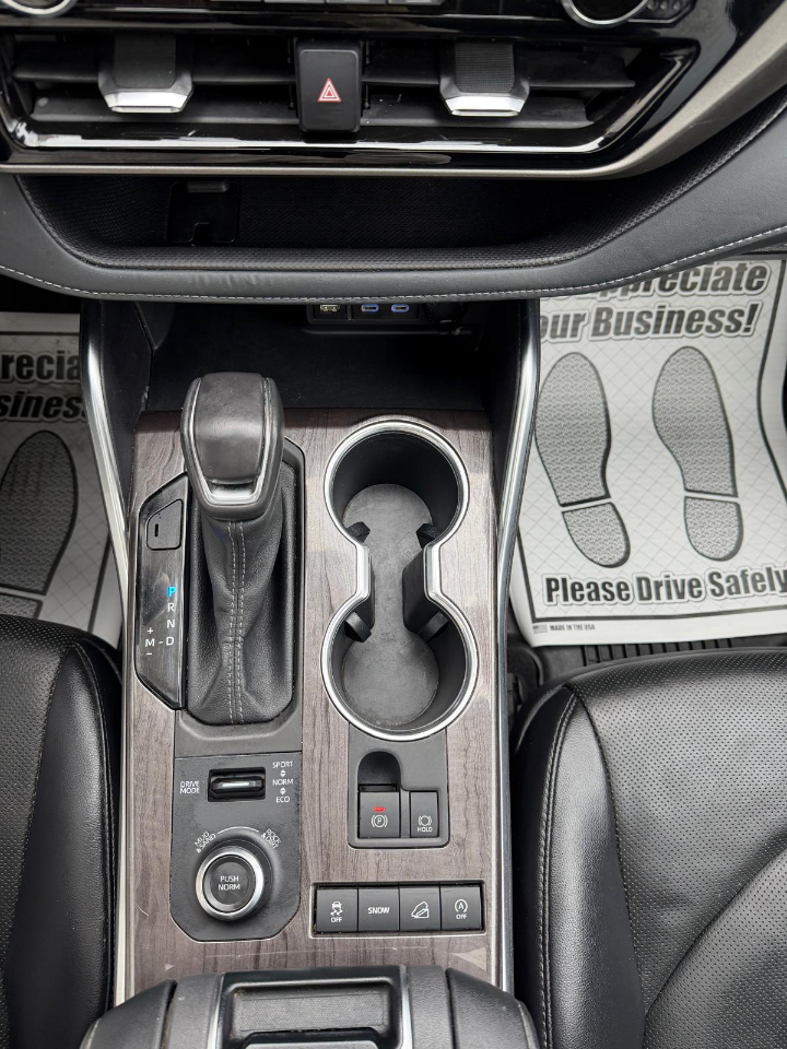 Toyota Highlander Limited AWD (Natl) 2022