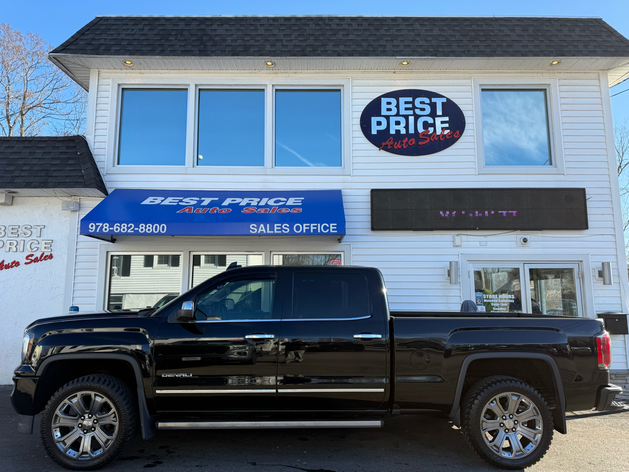GMC Sierra 1500 4WD Crew Cab 153.0" Denali 2017