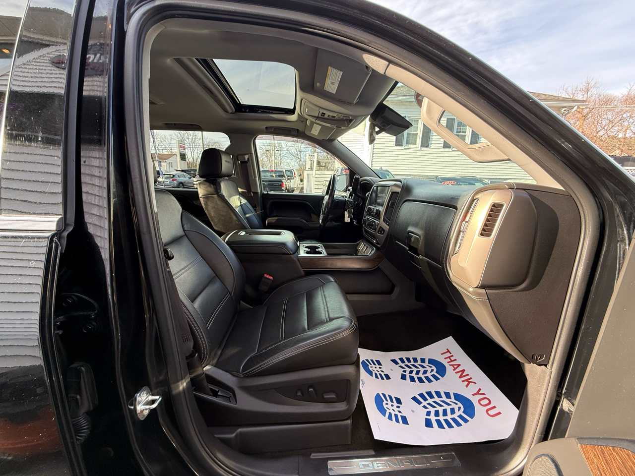 GMC Sierra 1500 4WD Crew Cab 153.0" Denali 2017