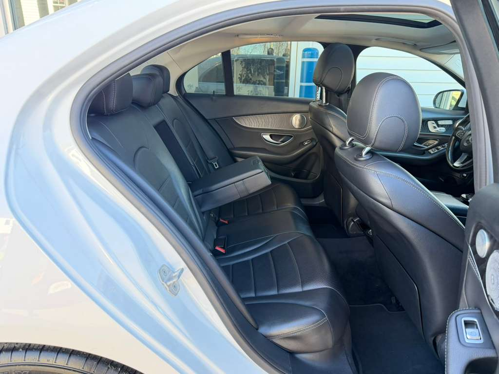 Mercedes-Benz C-Class 4dr Sdn C 300 4MATIC 2016