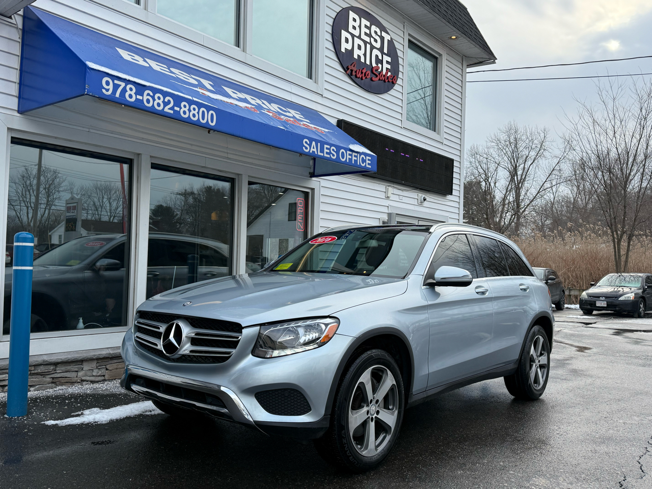2016 Mercedes-Benz GLC GLC300's photo
