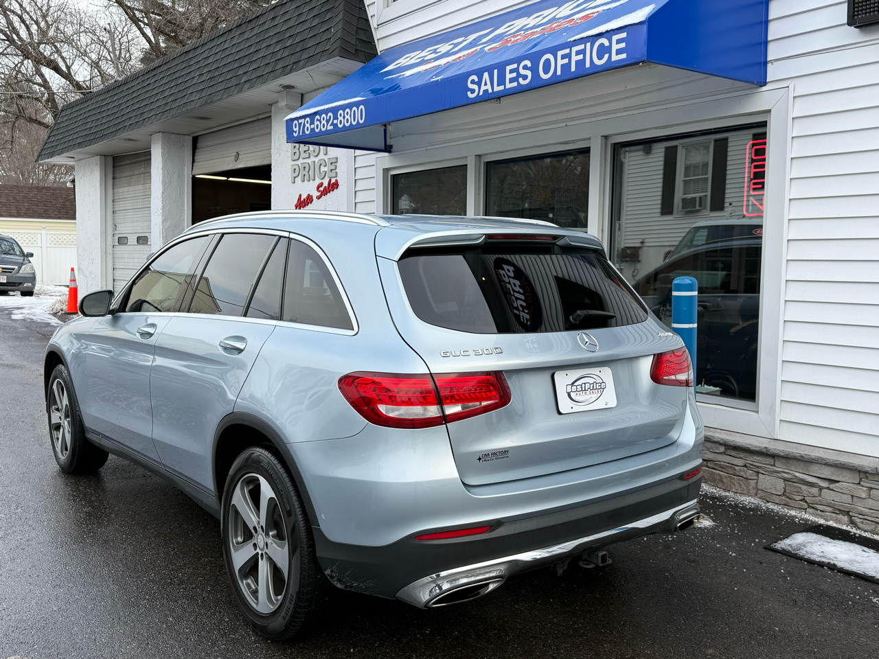 Mercedes-Benz GLC 4MATIC 4dr GLC 300 2016