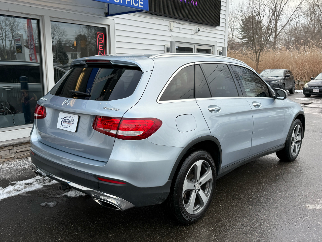 Mercedes-Benz GLC 4MATIC 4dr GLC 300 2016