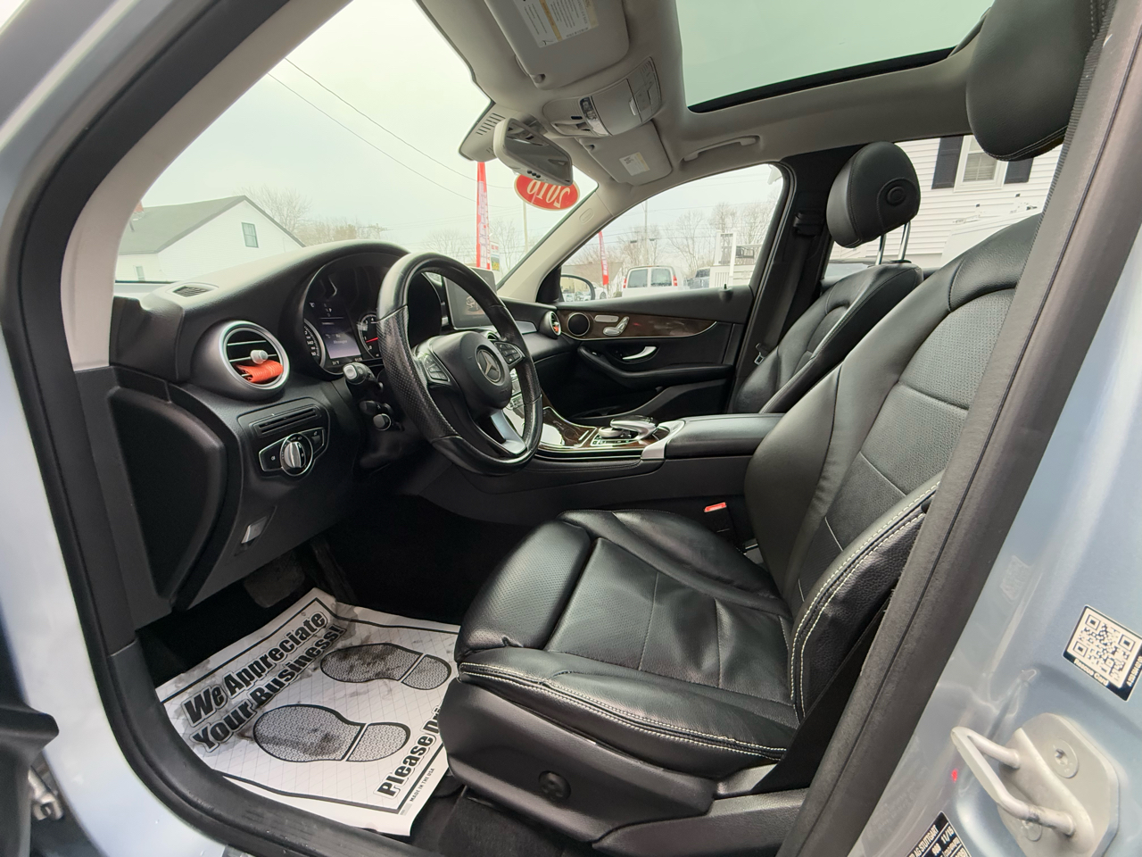 Mercedes-Benz GLC 4MATIC 4dr GLC 300 2016