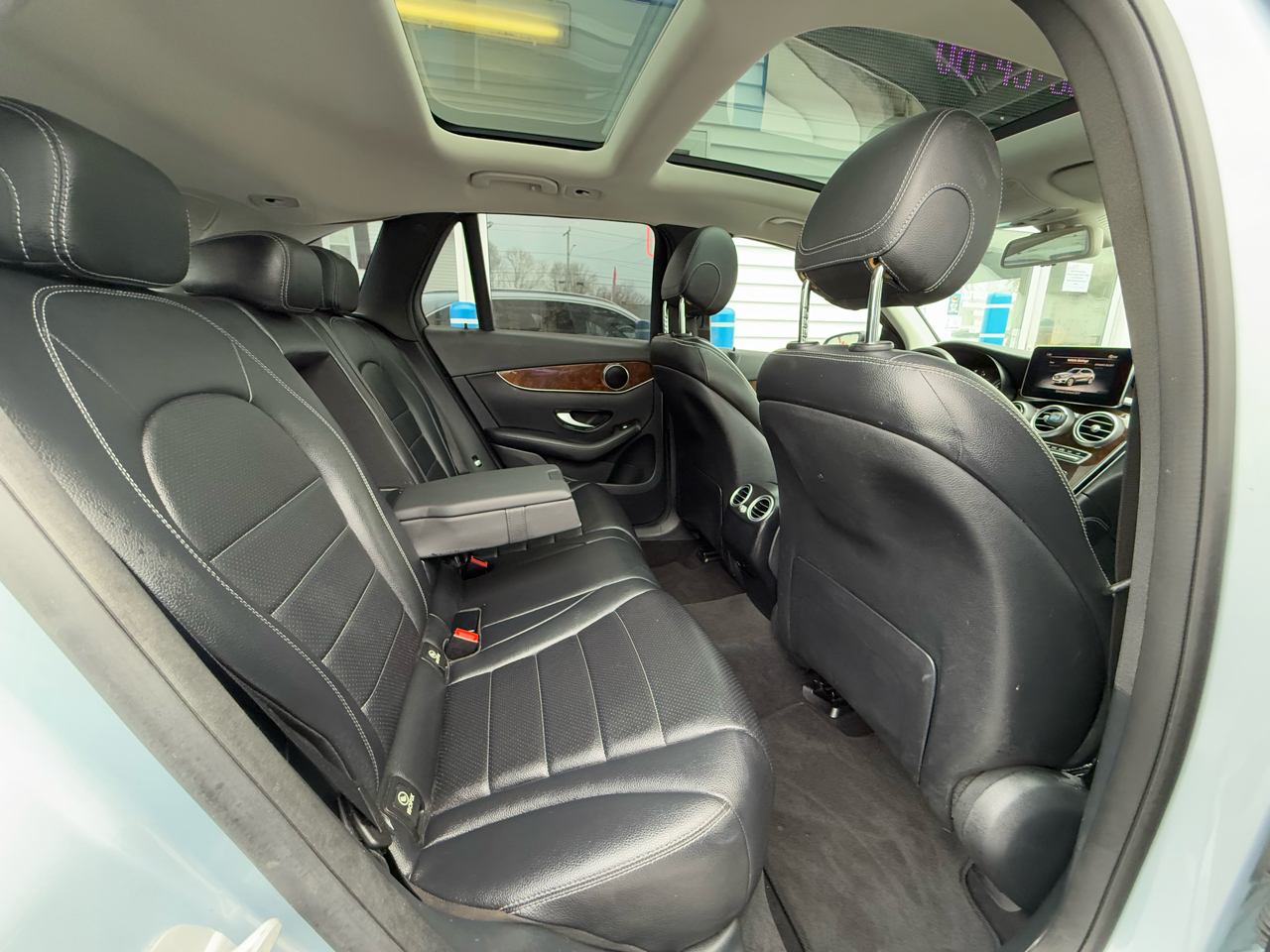 Mercedes-Benz GLC 4MATIC 4dr GLC 300 2016