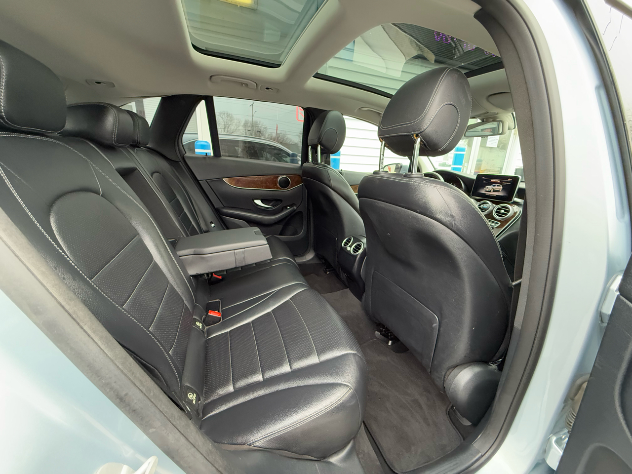 Mercedes-Benz GLC 4MATIC 4dr GLC 300 2016