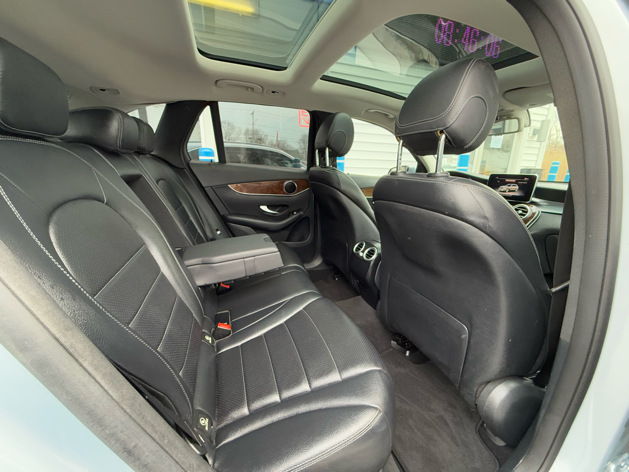 Mercedes-Benz GLC 4MATIC 4dr GLC 300 2016