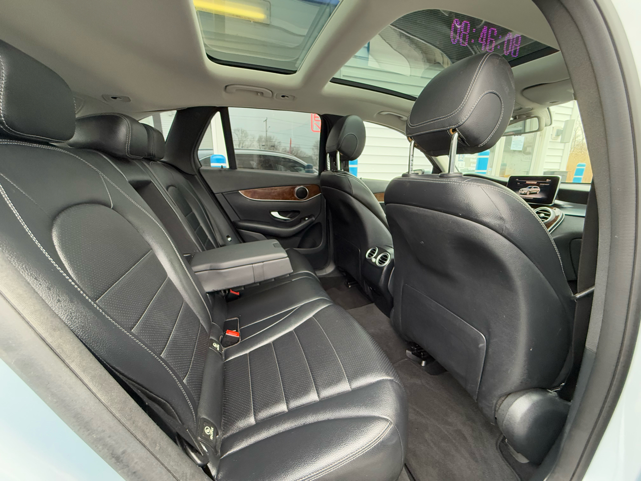 Mercedes-Benz GLC 4MATIC 4dr GLC 300 2016