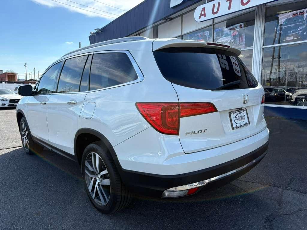 Honda Pilot Touring AWD 2018