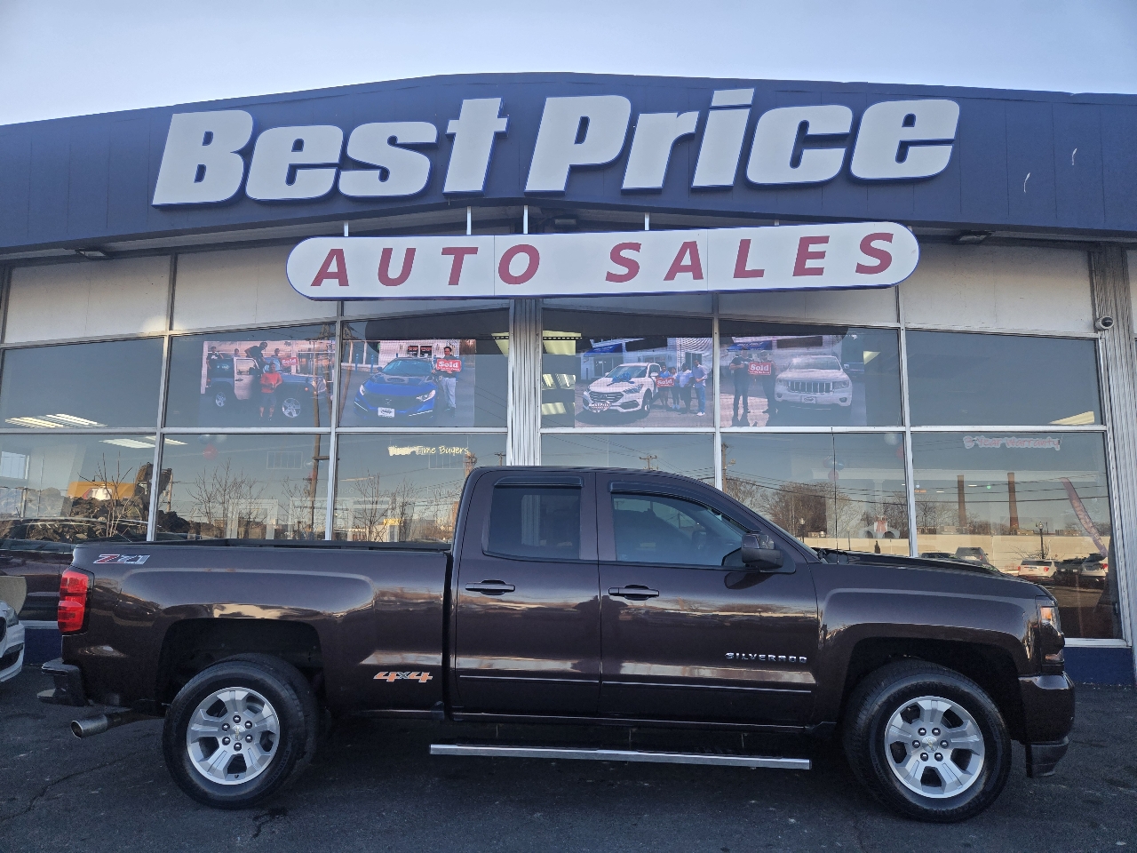 Chevrolet Silverado 1500 4WD Double Cab 143.5" LT w/2LT 2016