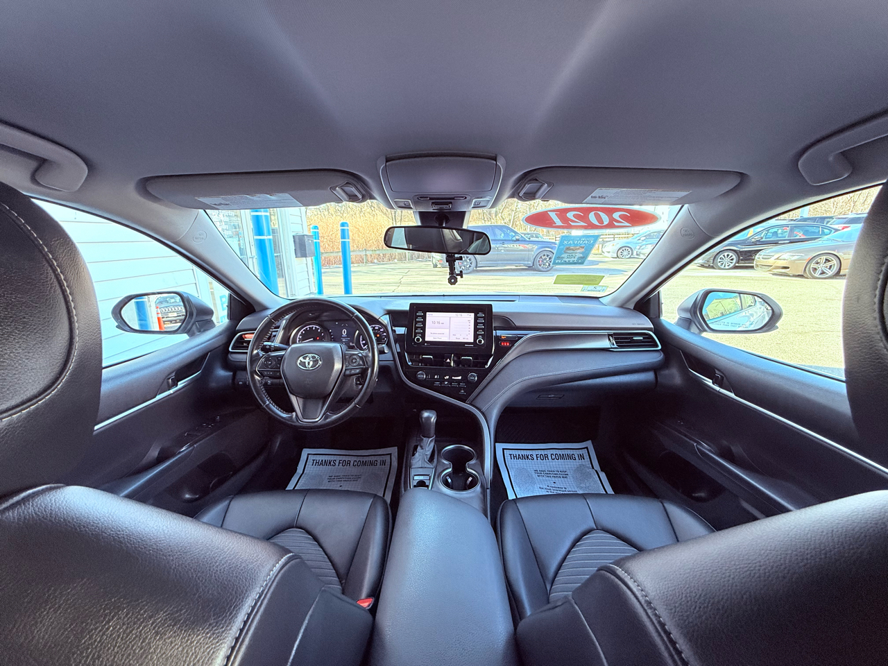 Toyota Camry SE Auto AWD (Natl) 2021