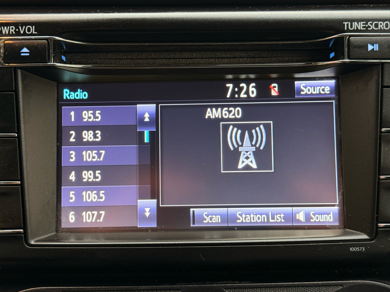 Toyota RAV4 LE AWD (Natl) 2018