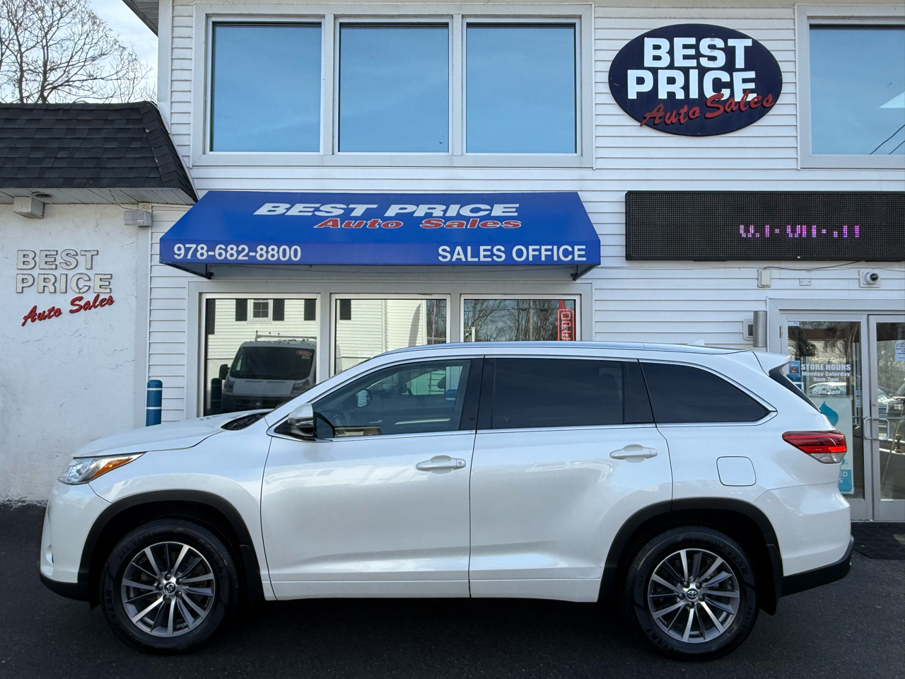 Toyota Highlander XLE V6 AWD (Natl) 2018