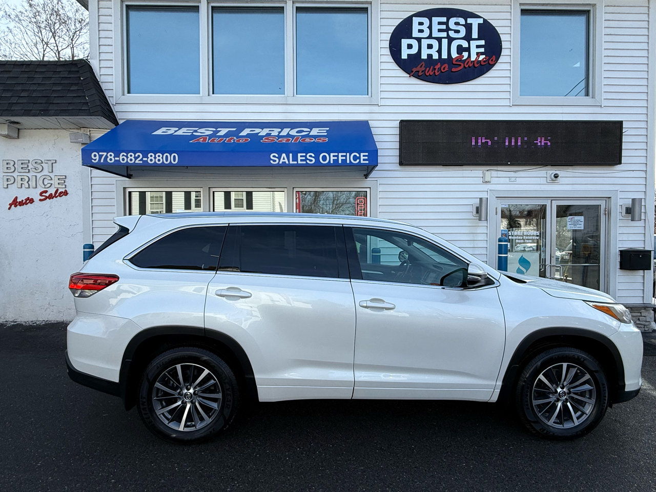 Toyota Highlander XLE V6 AWD (Natl) 2018