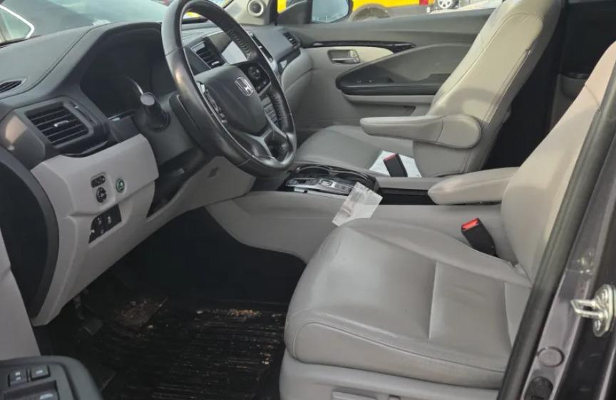 Honda Pilot Touring 7-Passenger AWD 2019