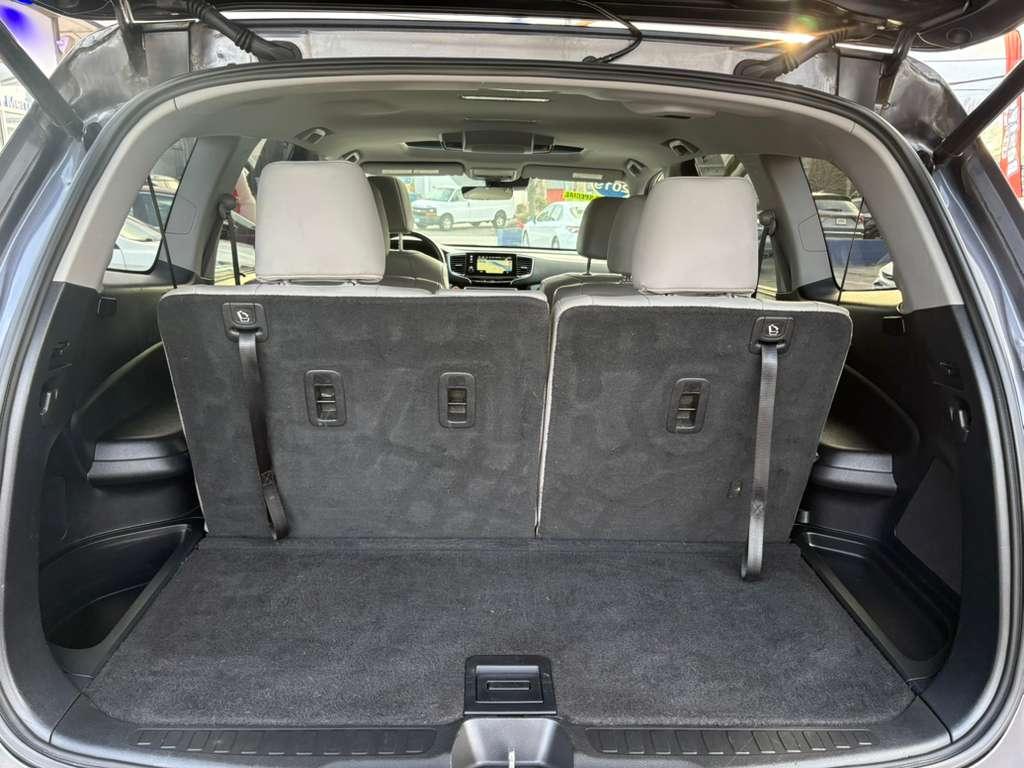 Honda Pilot Touring 7-Passenger AWD 2019