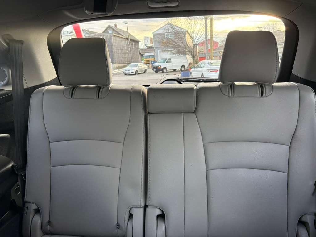 Honda Pilot Touring 7-Passenger AWD 2019