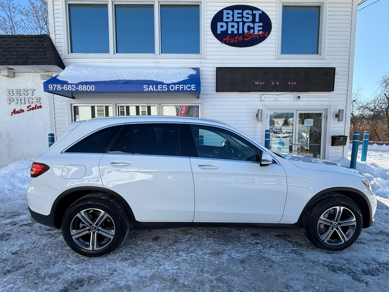 Mercedes-Benz GLC GLC 300 4MATIC SUV 2018