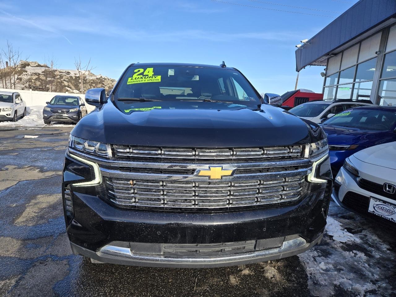 Chevrolet Suburban 4WD 4dr LT 2024