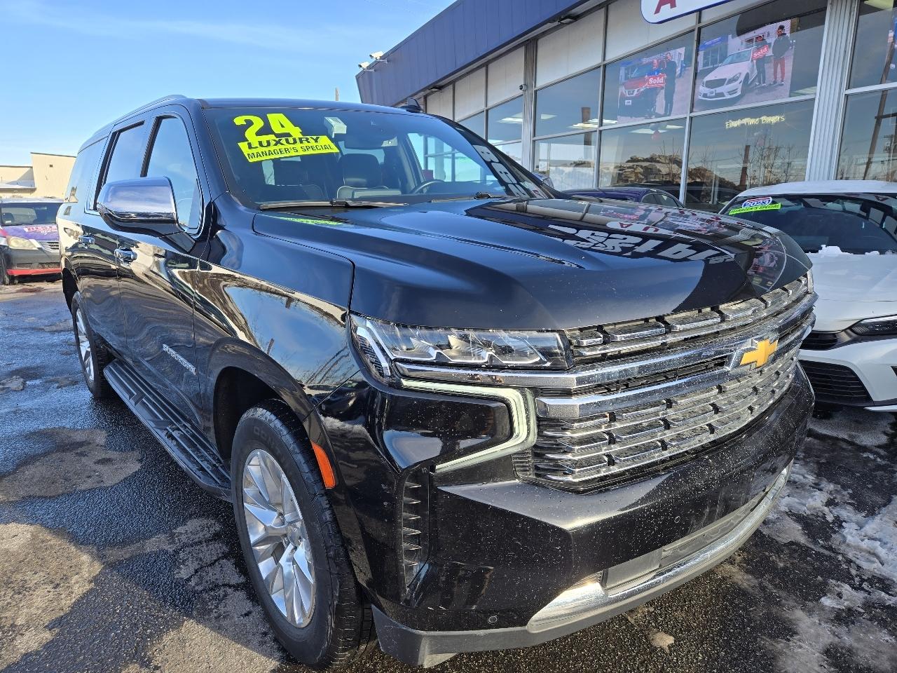 Chevrolet Suburban 4WD 4dr LT 2024