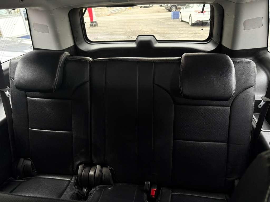 Chevrolet Suburban 4WD 4dr LS 2020